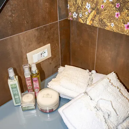 Ca'bacchini House Con 6 Alloggi San Giovanni In Marignano