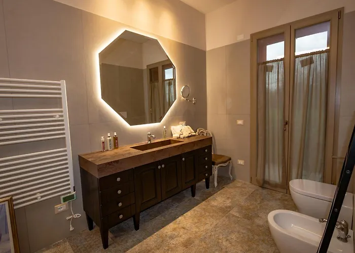 Ca'bacchini House Con 6 Alloggi *