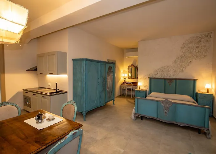 Ca'bacchini House Con 6 Alloggi Lantgård *